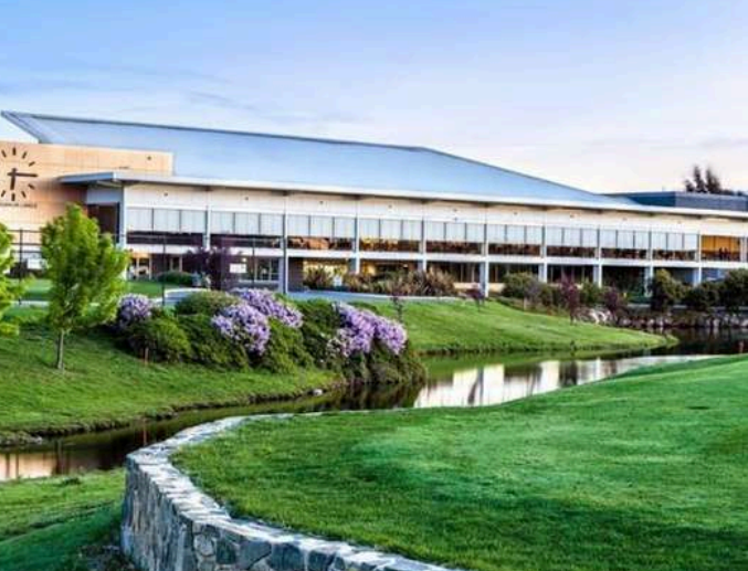 Gungahlin Lakes Golf Club